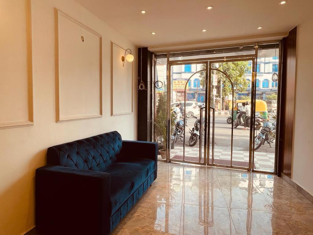 Hotel Dileep42 لاكناو المظهر الخارجي الصورة