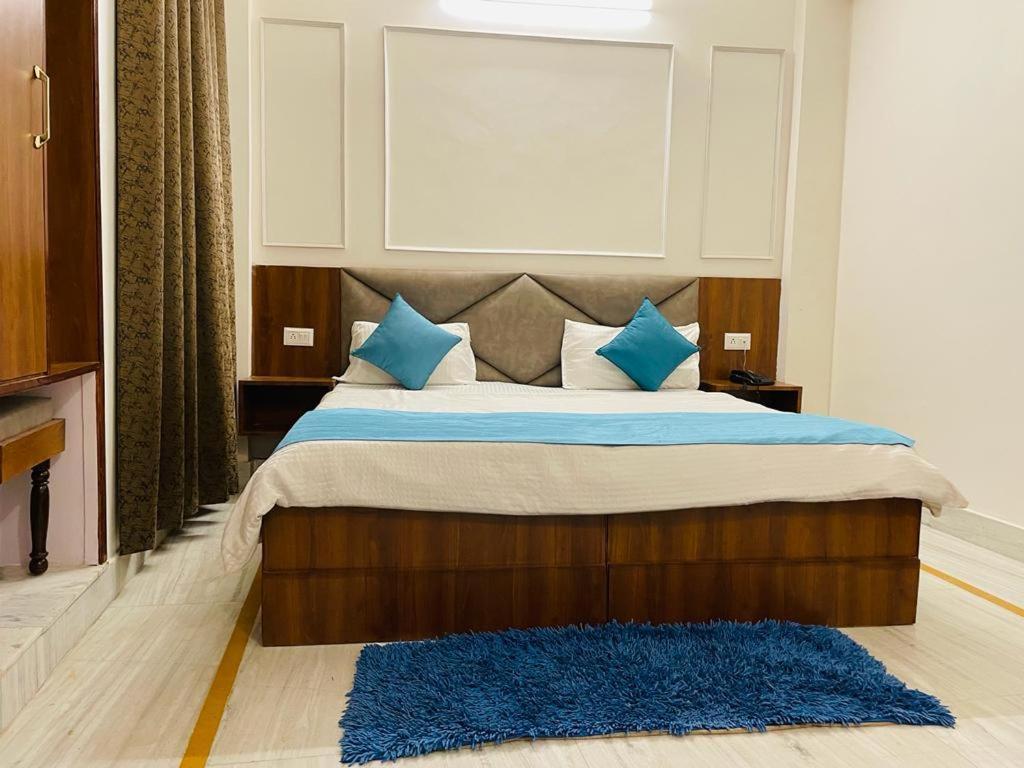 Hotel Dileep42 لاكناو المظهر الخارجي الصورة