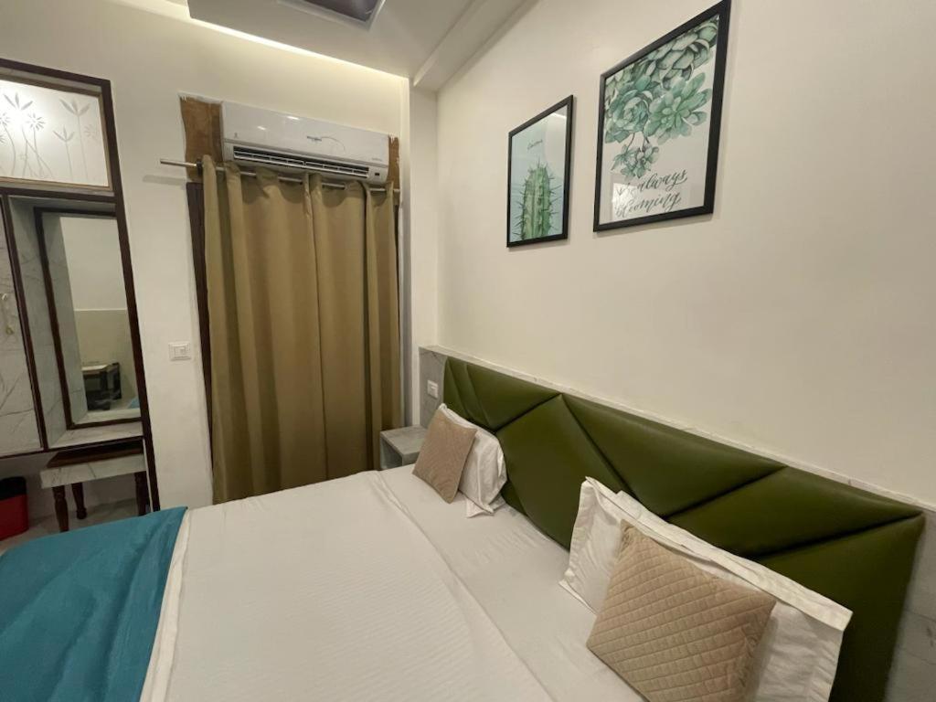Hotel Dileep42 لاكناو المظهر الخارجي الصورة