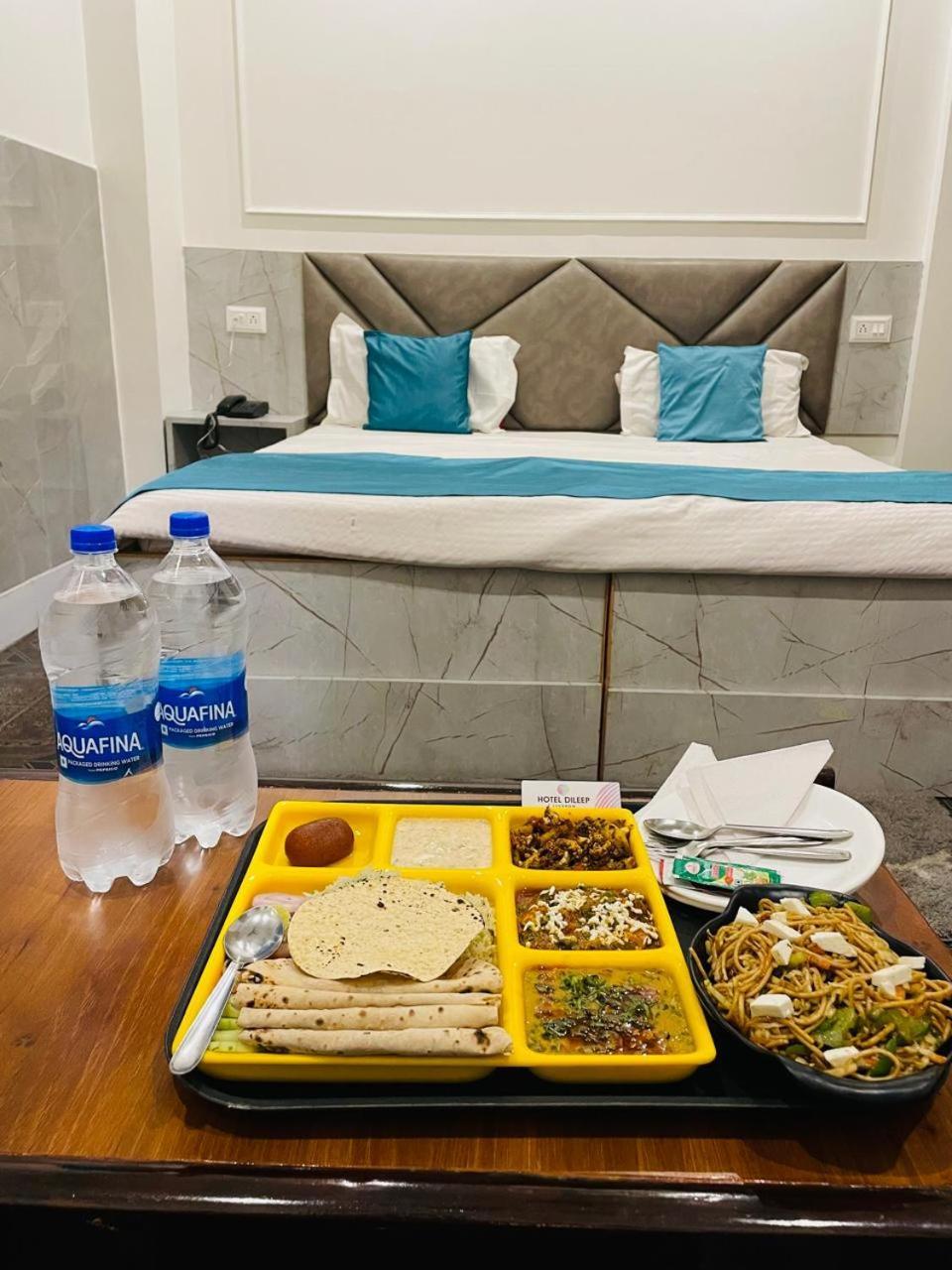 Hotel Dileep42 لاكناو المظهر الخارجي الصورة