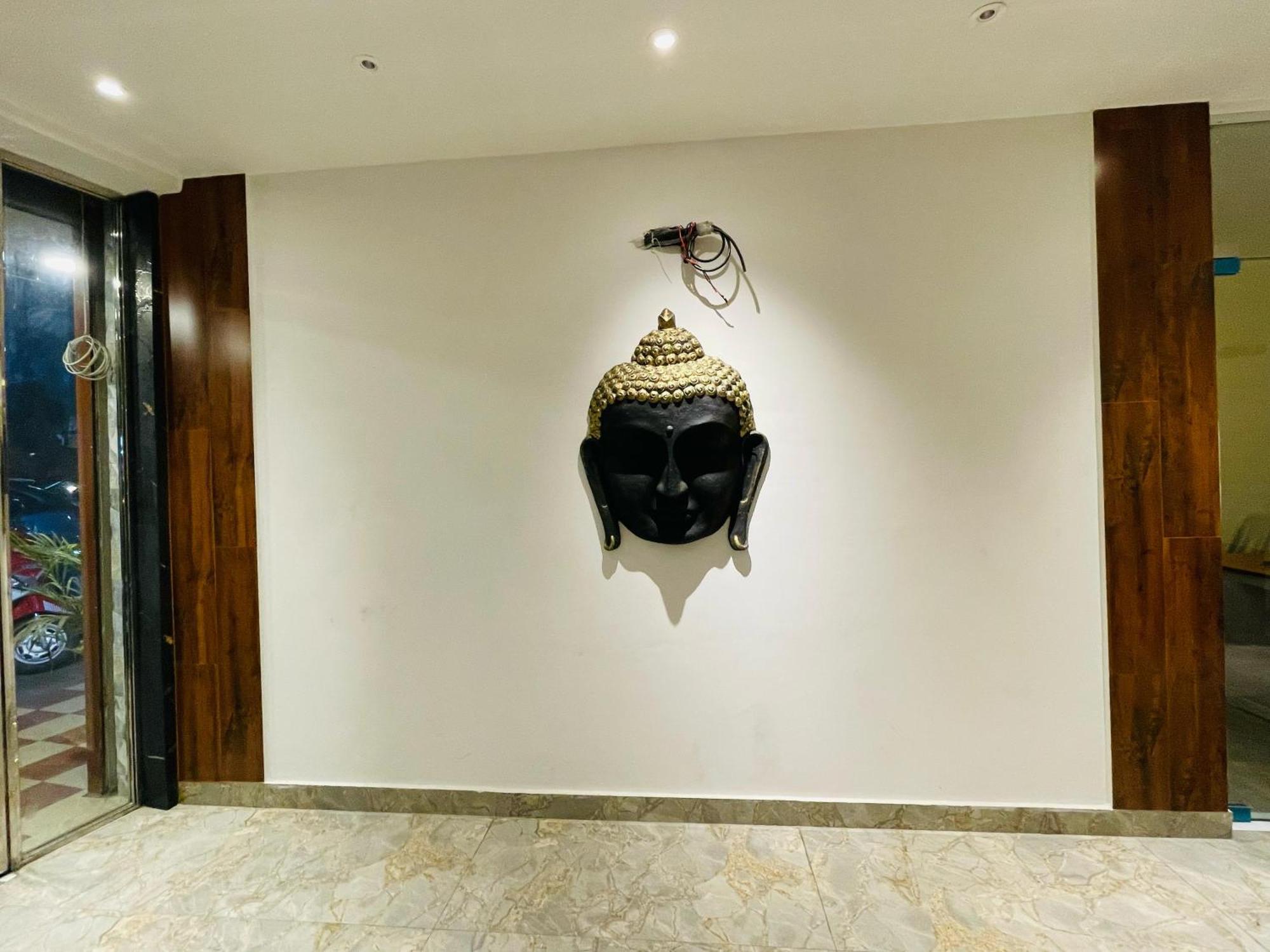 Hotel Dileep42 لاكناو المظهر الخارجي الصورة